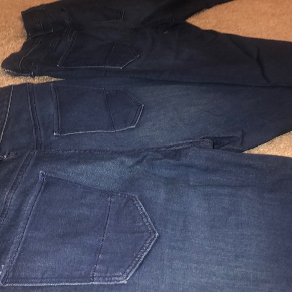 Men’s Banana Republic “Athletic Fit” jeans - Picture 4 of 4